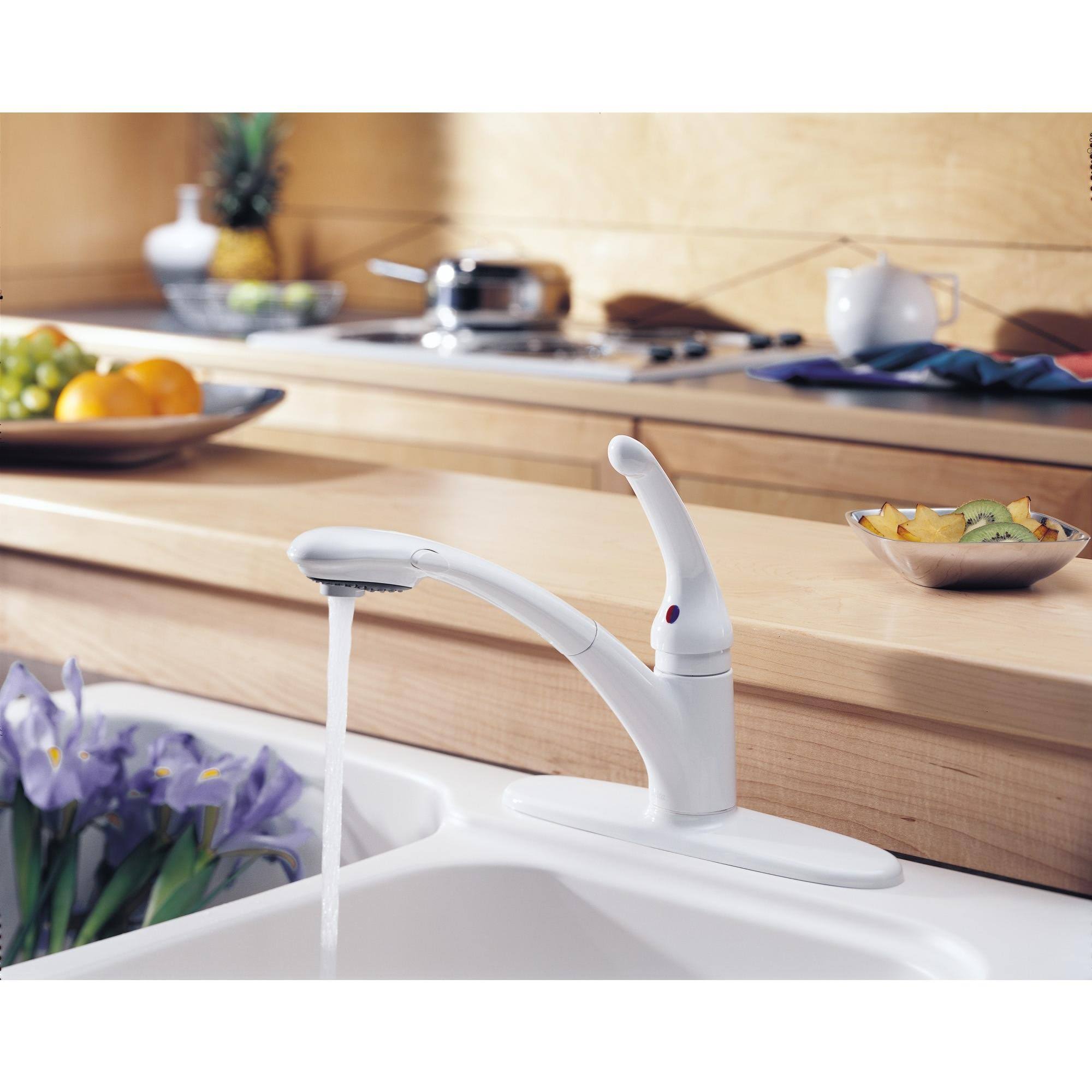 Delta 470-WH-DST Signature Single Handle Pull-Out Kitchen Faucet White - Image 4