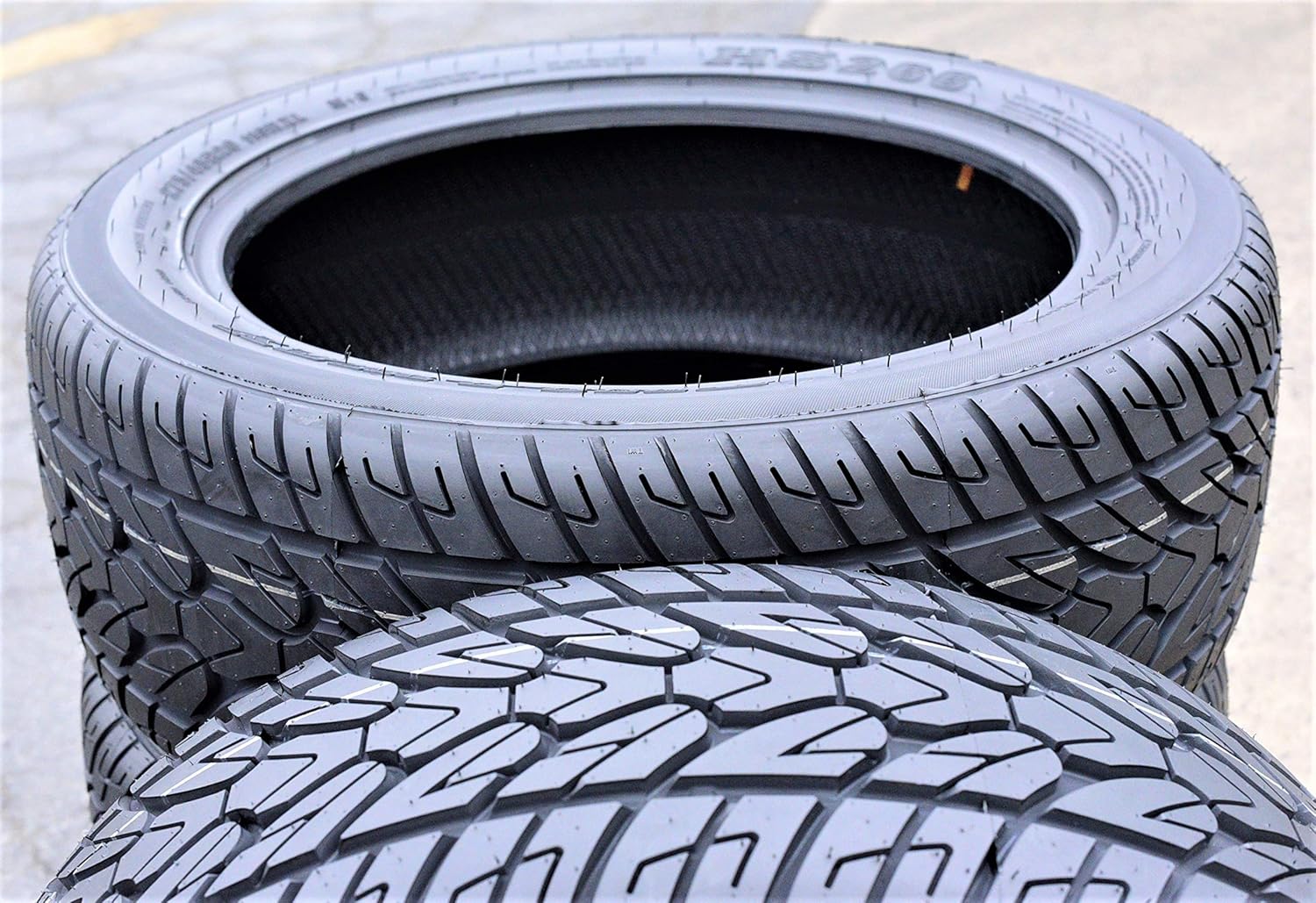 Fullway HS266 All-Season Performance Radial Tire-265/35R22 265/35/22 265/35-22 102V Load Range XL 4-Ply BSW Black Side Wall - Image 2