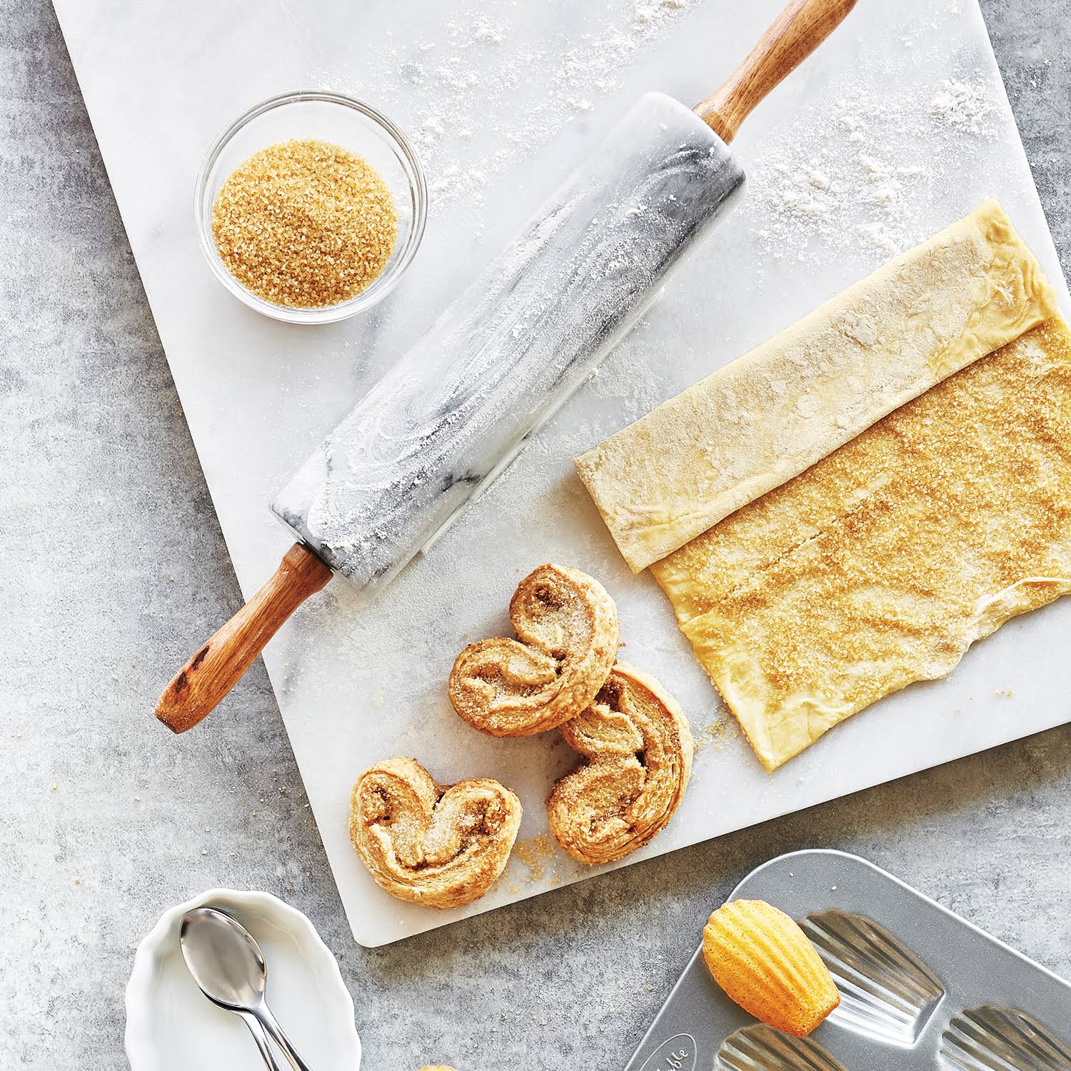 sur La Table Marble Pastry Board, 16×22 x 20×22 x 0.75×22 - Image 4