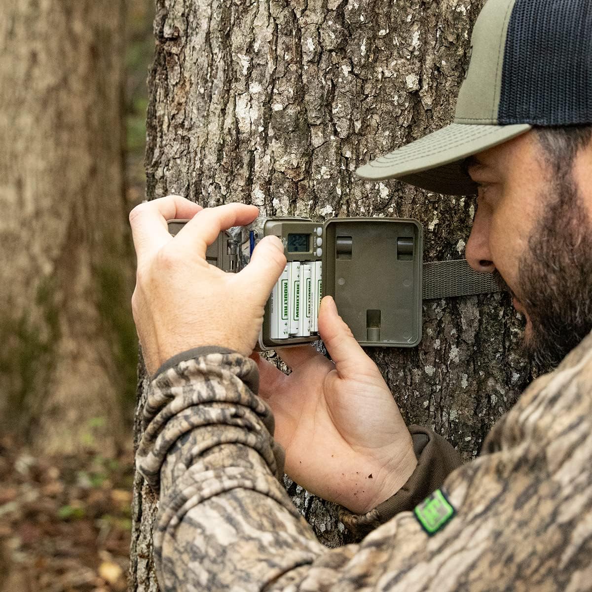 Moultrie Micro-42 Trail Camera Kit - Image 9