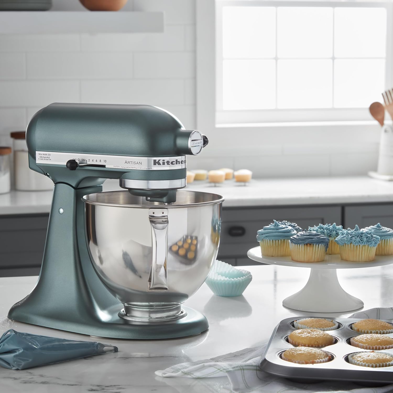 KitchenAid Artisan Series 5 Quart Tilt Head Stand Mixer with Pouring Shield KSM150PS, Cast Iron - Image 71