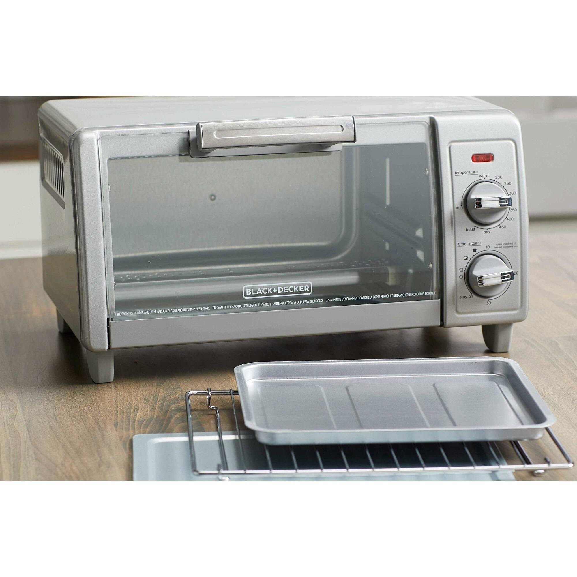 4-Slice Stainless Steel Toaster Oven Black + Decker, Silver - Image 4