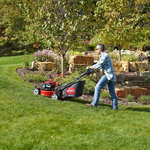 Toro Recycler 22 in. All-Wheel Drive Personal Pace Variable Speed Gas Self Propelled Mower with Briggs and Stratton Engine - Image 9