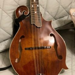 Alternative view of Eastman Mandolin MD515 Used Excellent Condition With Hard Case