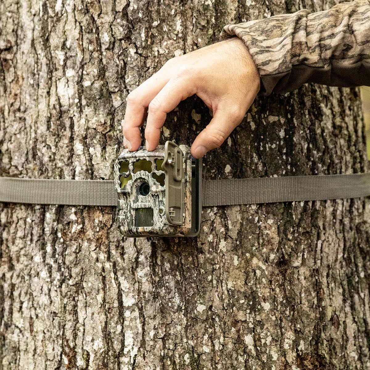 Moultrie Micro-42 Trail Camera Kit - Image 6